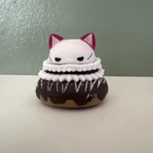 charlotte katakuri one piece anime cat figurine